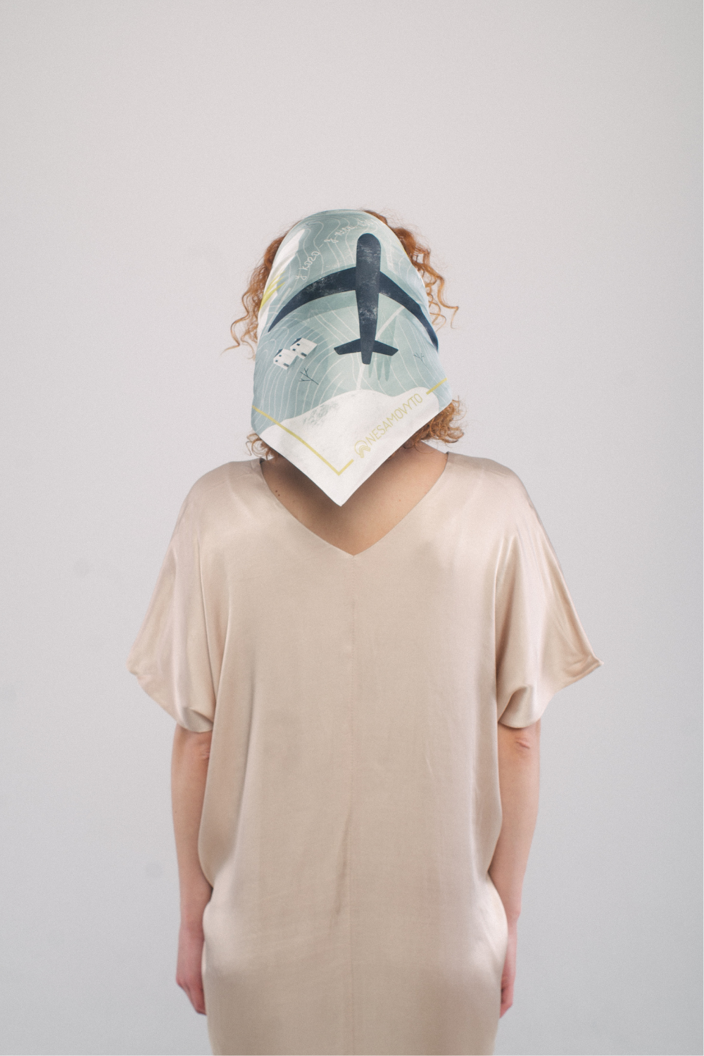 Hedvábný šátek "Sen" (Nesamovyto) MR1