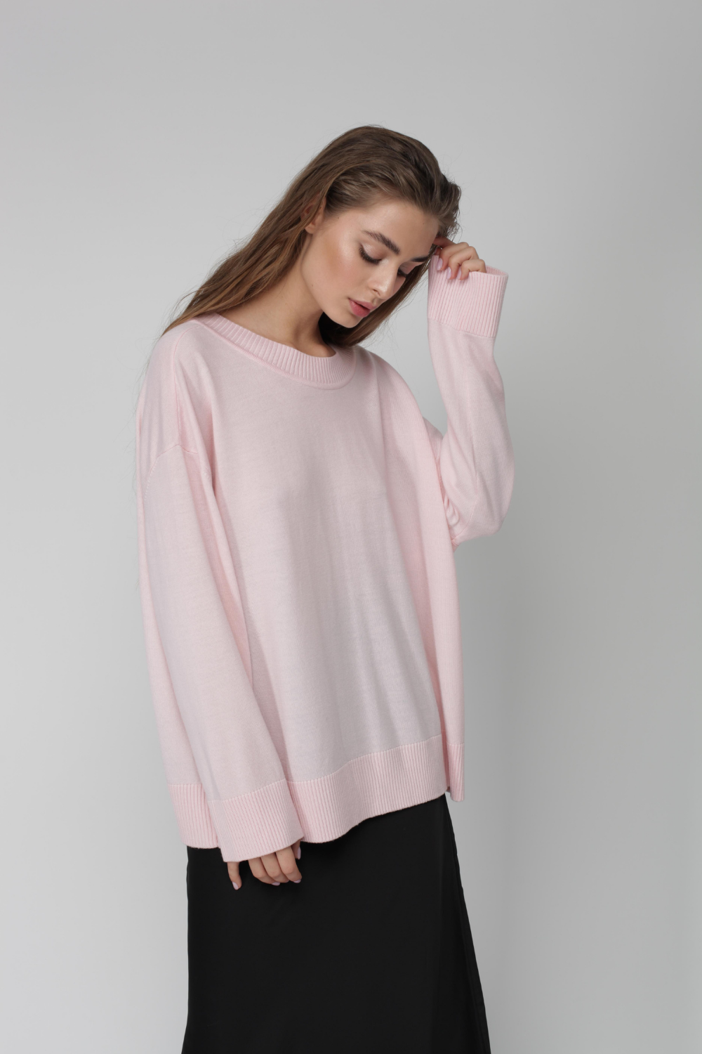 Volumetric sweater with V-neck (Miss Secret) PU-021-pink