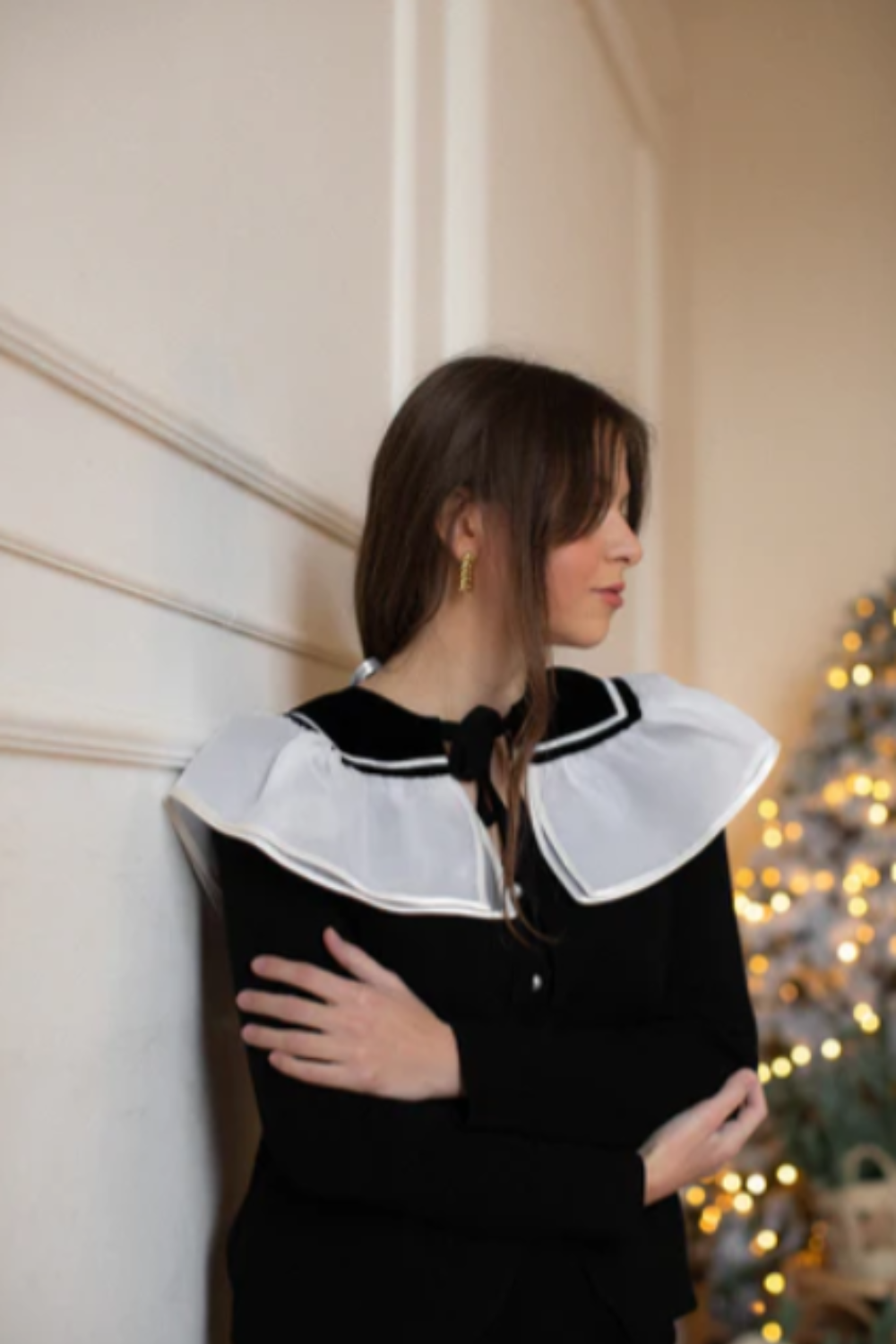 Isabelle Collar, (Kristina Laptso) VEL2366TUBKWH