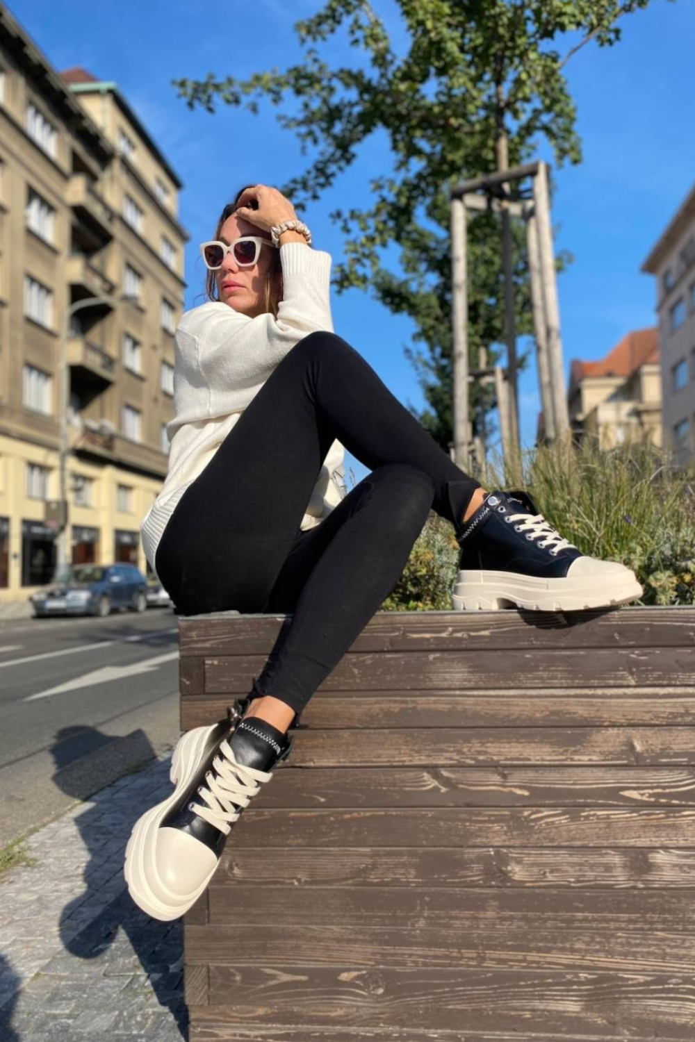 Жіноче взуття, коротке, з натуральної шкіри, шкіряна підкладка (Ari Andano) 601