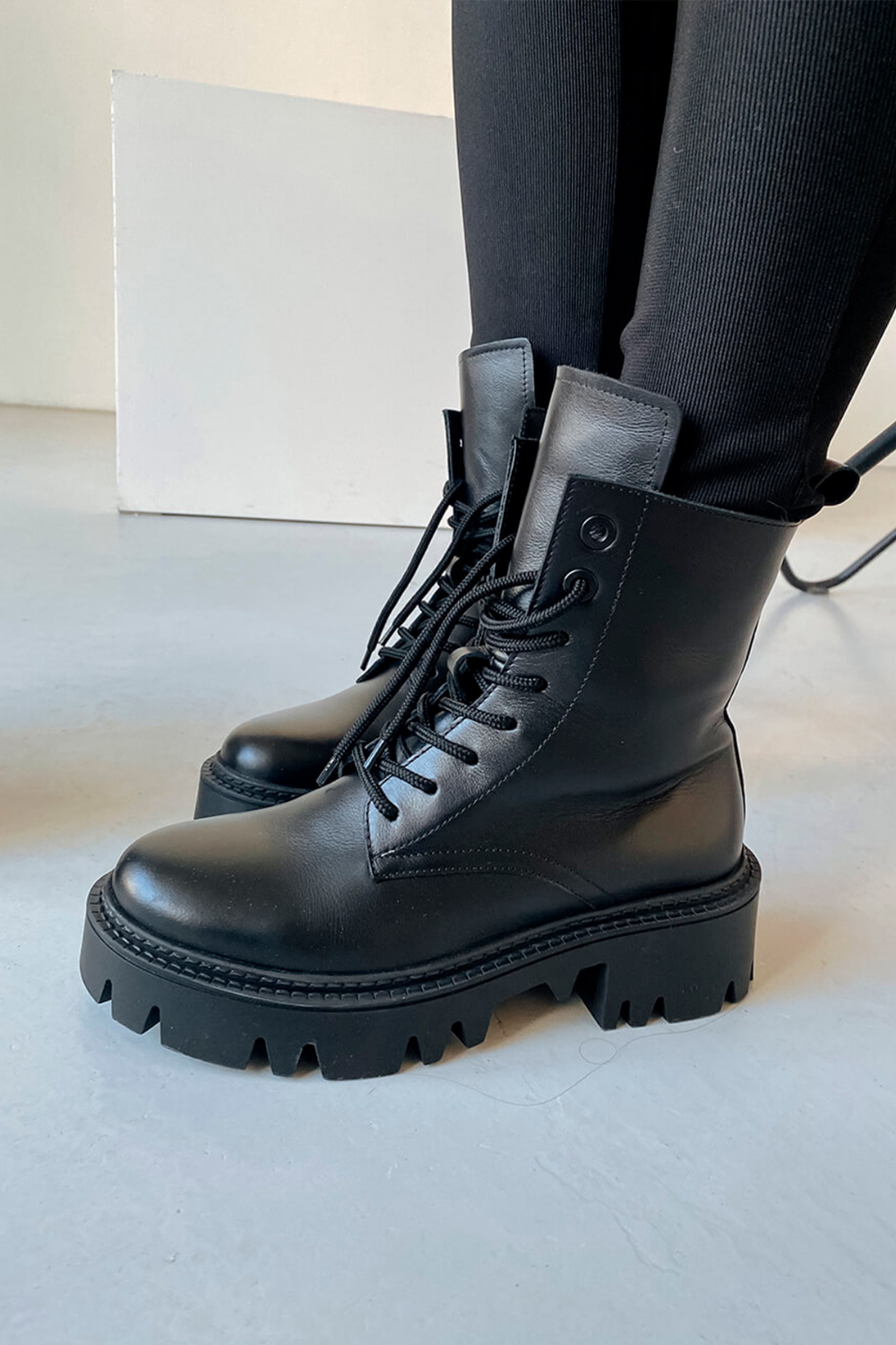 Černé dámské boty Boots