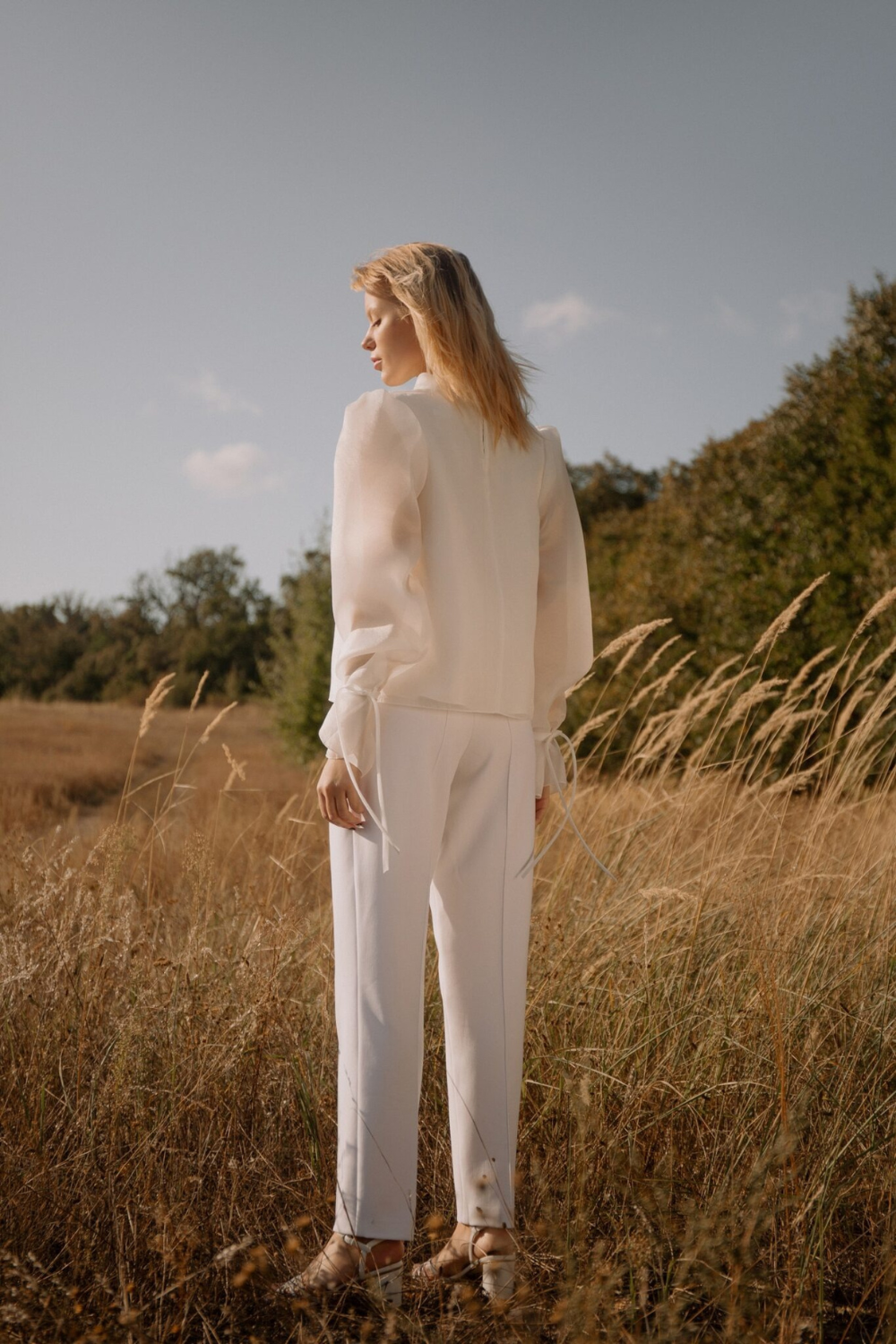 FW2012 Blouse (Total White)