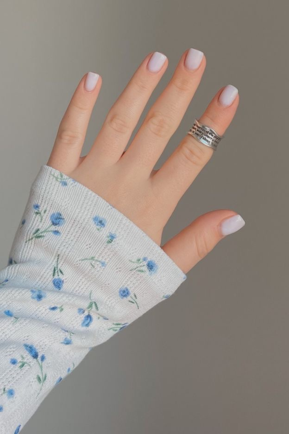 Manžetové náušnice slovo ring (SOLO)