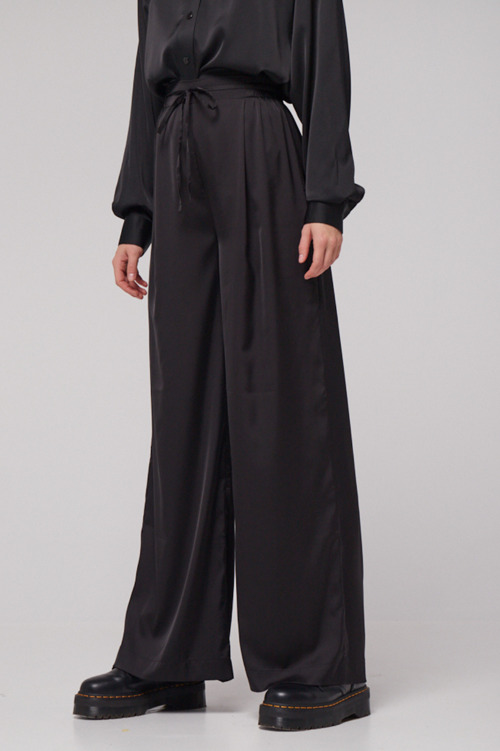 Black silk trousers BASIC (Mint) 00749