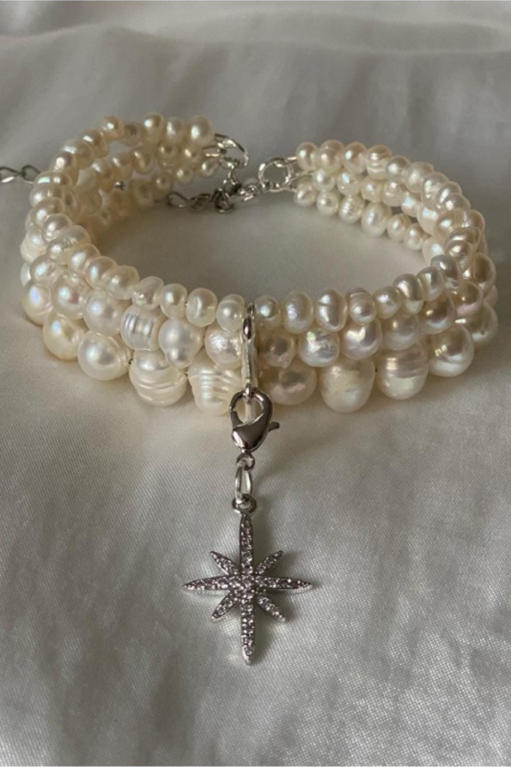 Náramek s perlami a stříbrnou hvězdou "Morning Star" (Grains de Verre) BRPS1