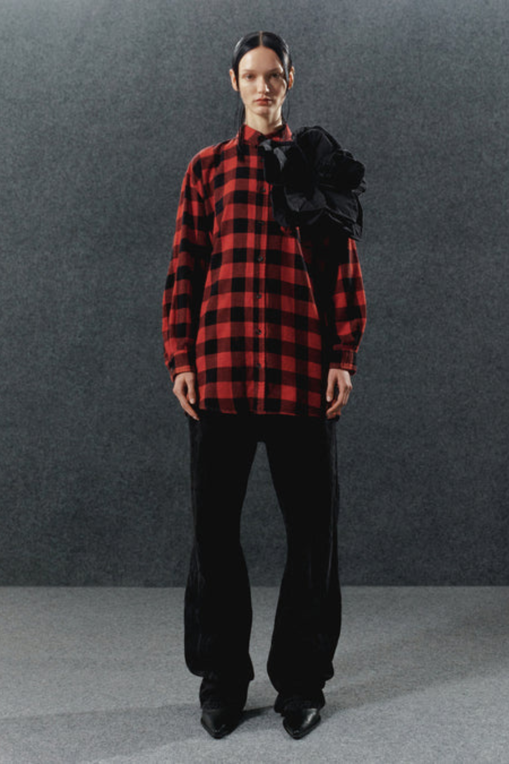 Shirt "Redesigned Shirt 128", red, (Omelia), FW23-128-rc