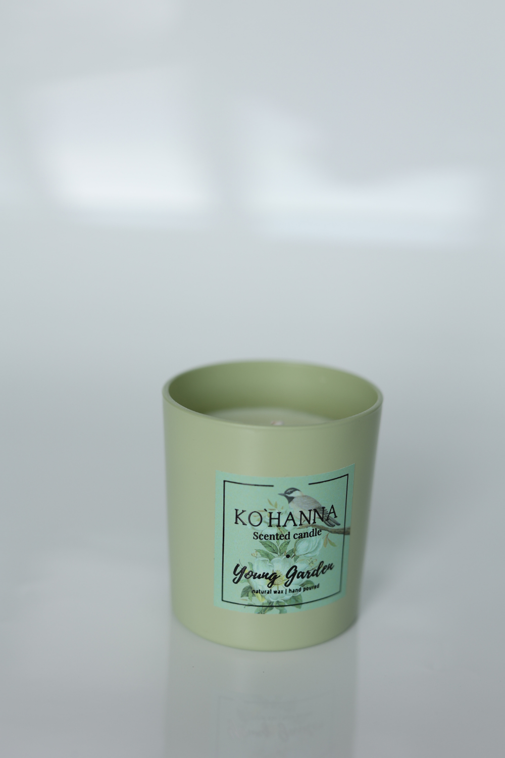 Handmade scented candle, green frosted glass, "Young Garden" 250 ml (KO&