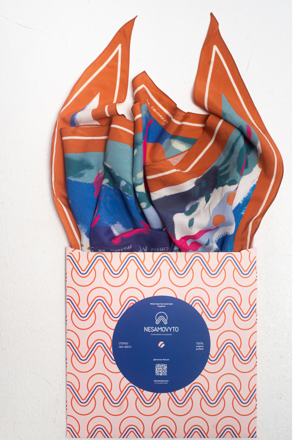 Šátek jarní "Kde jsi teď" (Nesamovyto) D2