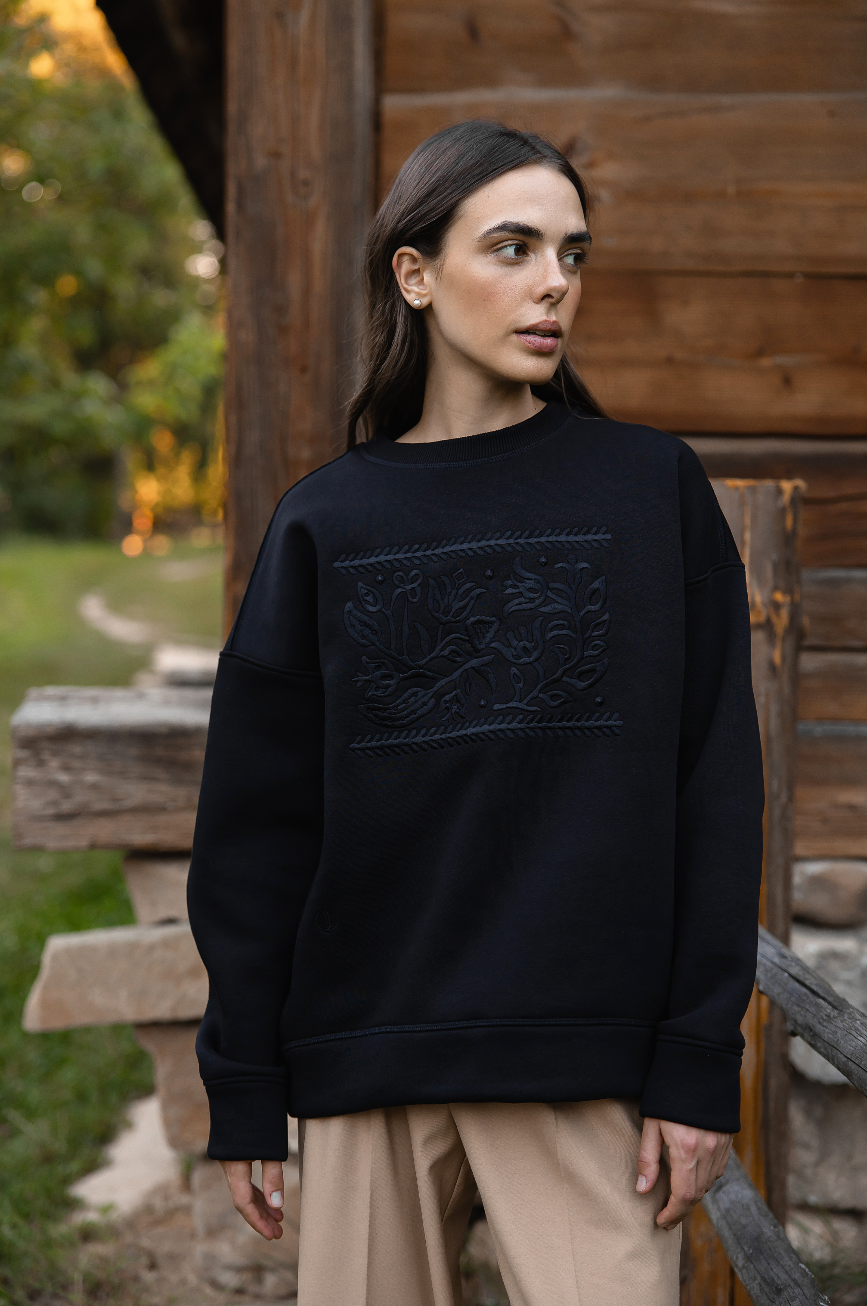 Світшот "Вибійка" чорний, (LadyDi) LD0151