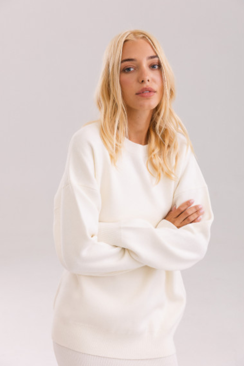 Sweater one-color model - Cities (Adamská) 9058.6