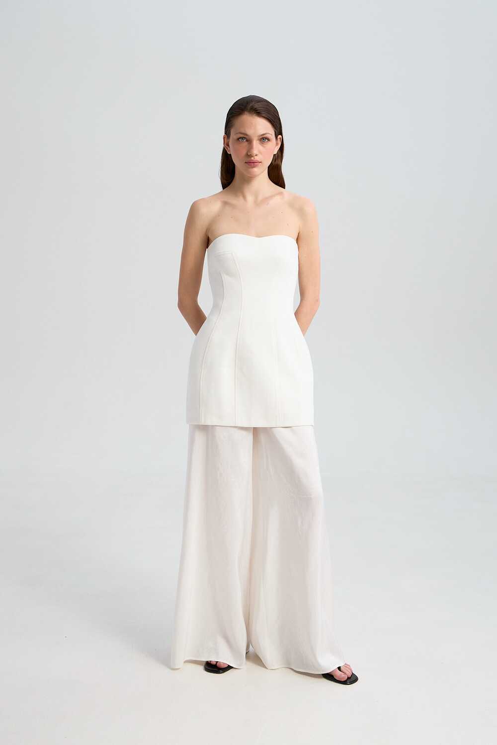 Dress "MonpazierWhiteLinen", (Leskizzo) 102229
