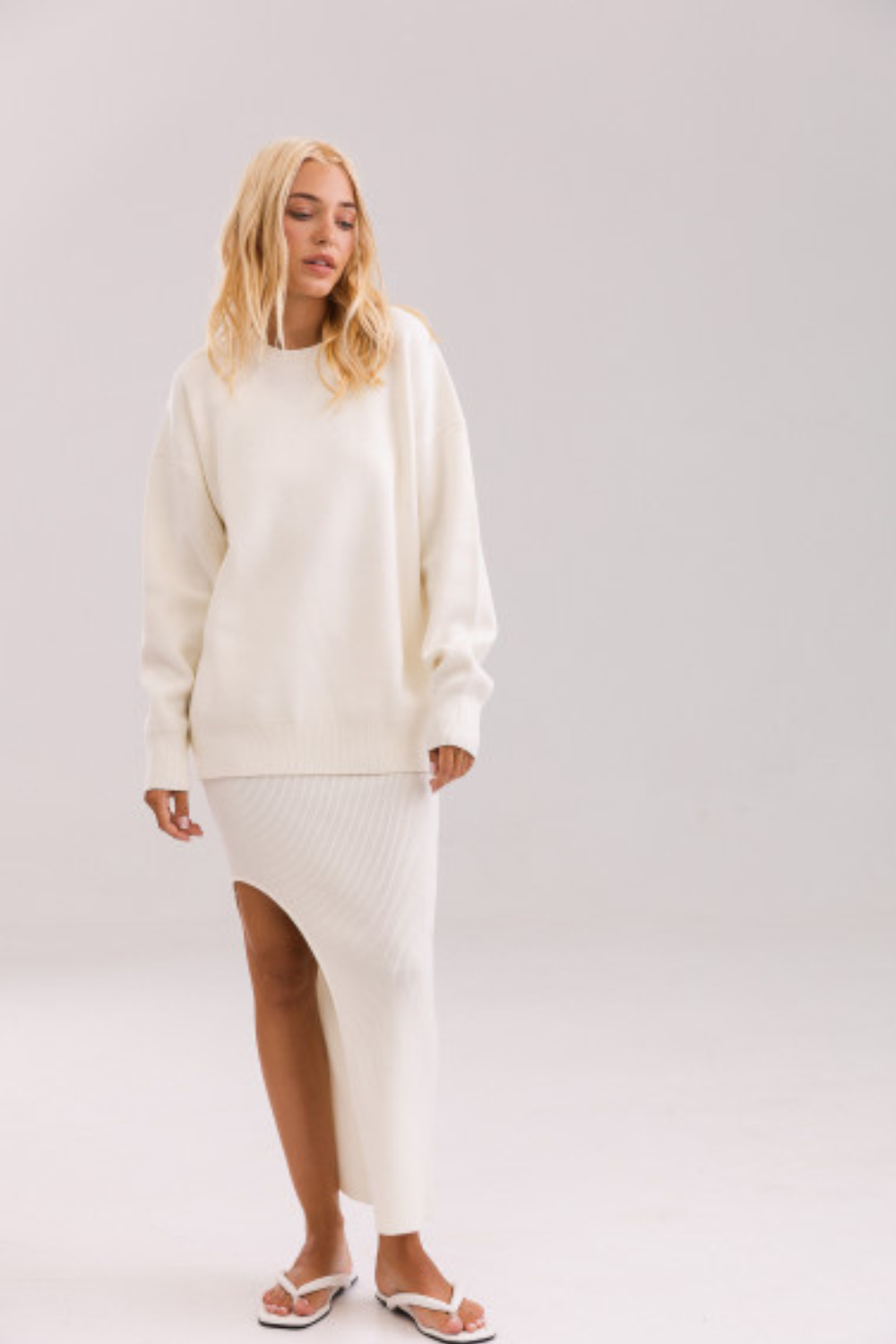 Sweater one-color model - Cities (Adamská) 9058.6