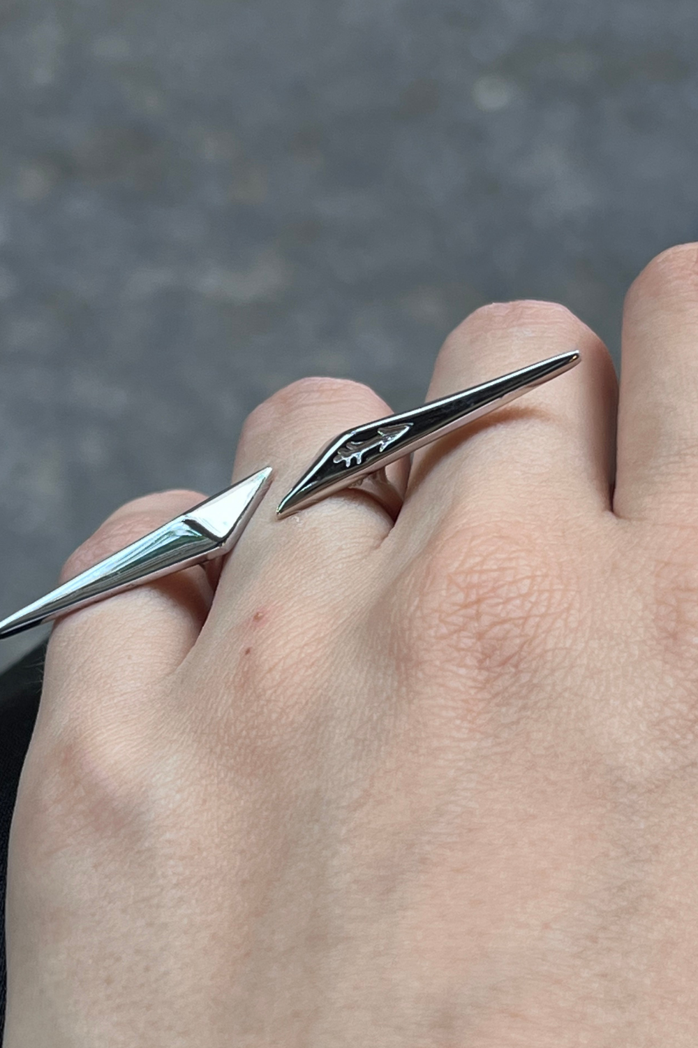 Ring "STILETTO", silver color (Grains de Verre), RST1