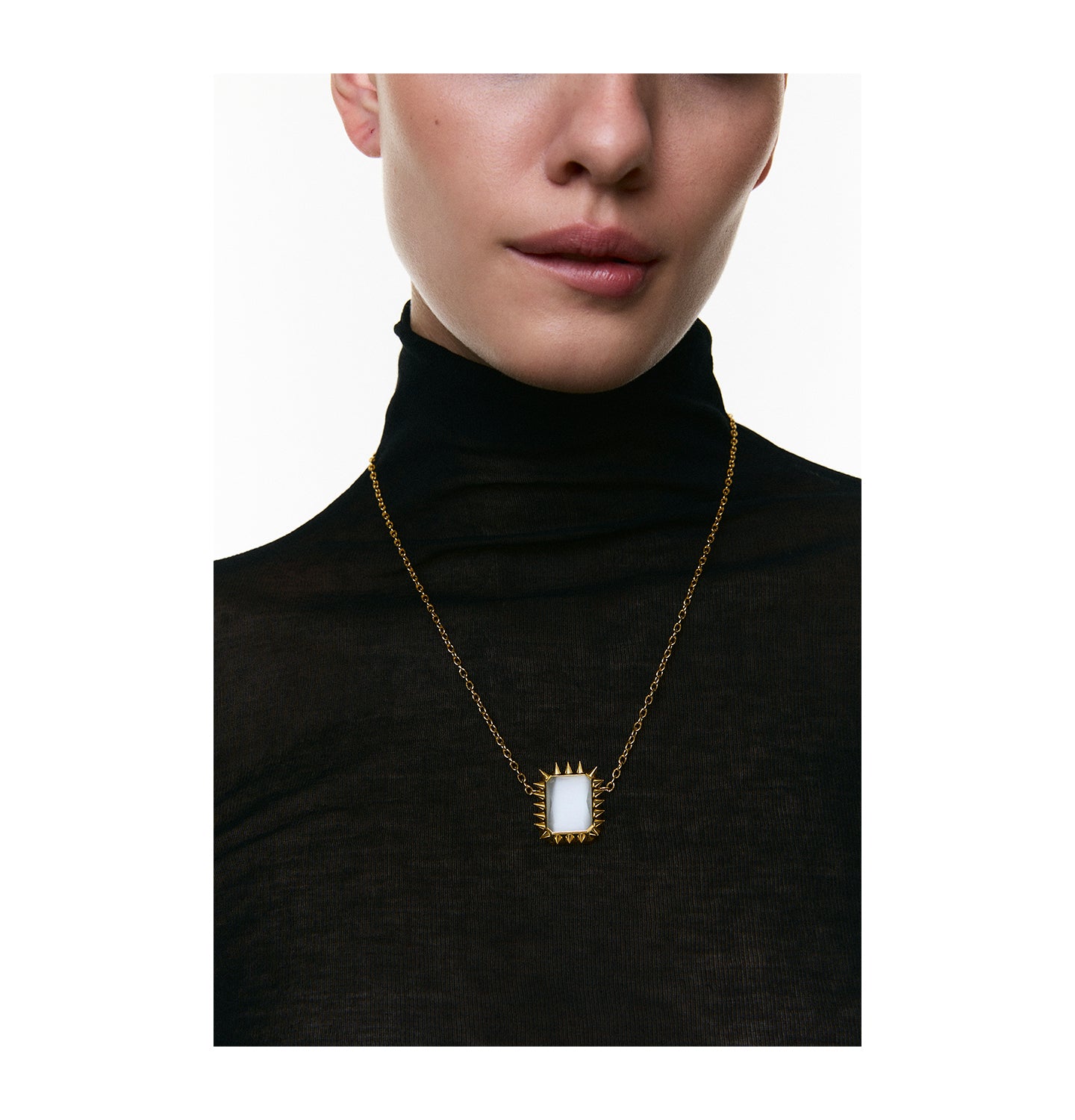 НАМИСТО "RUE CAMBON" GOLD WHITE, (Grains de Verre) NLRW2