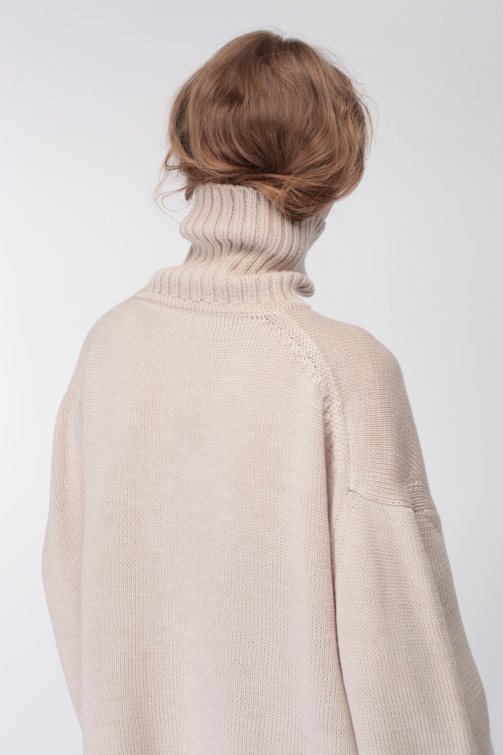 Volumetric sweater with neckline and cuts (Miss Secret) PU-015-beige