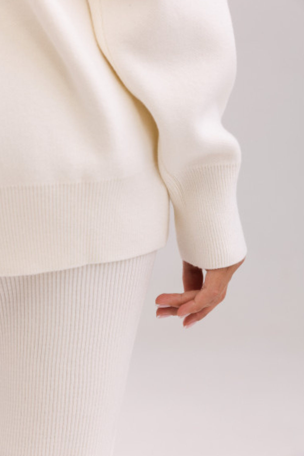 Sweater one-color model - Cities (Adamská) 9058.6