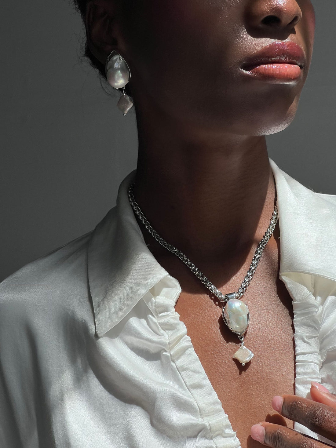 Náhrdelník ODESSA, stříbrný, (GrainsDeVerre), N01G