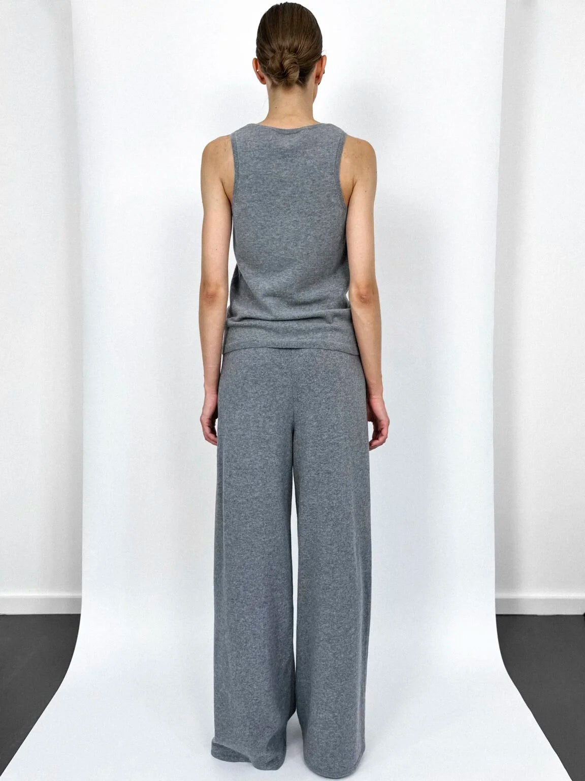 Grey trousers (K.KVIT) BAW252612