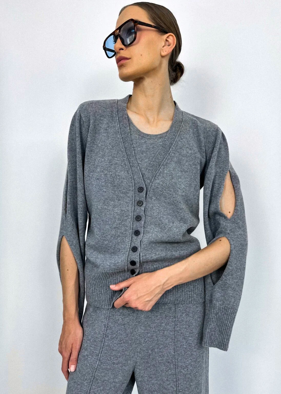 Gray cardigan, (KaterinaKvit) GAW252602