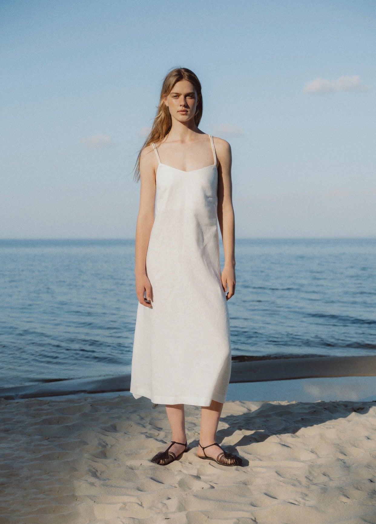 Sleeveless linen dress (Total White) LB2507