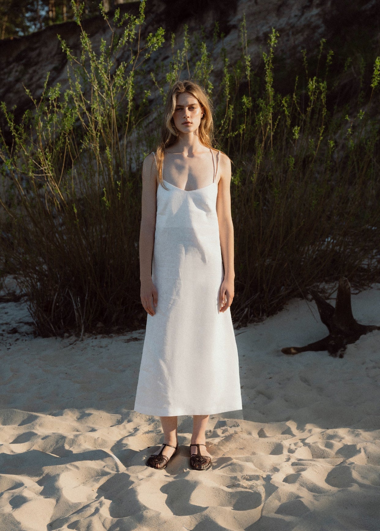 Sleeveless linen dress (Total White) LB2507