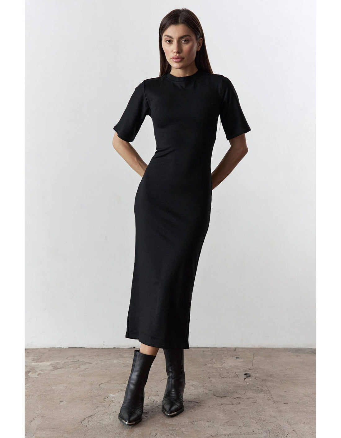 Černé maxi šaty (Aisenberg) S1B