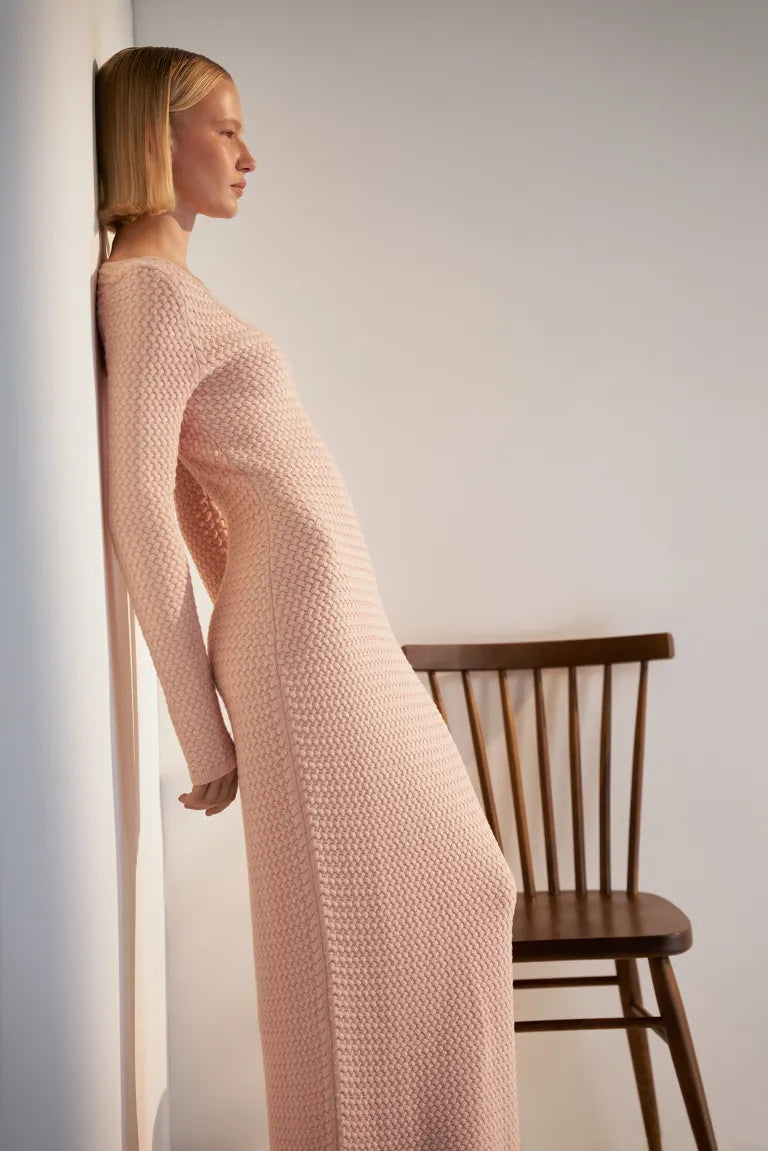 Knitted dress with exposed shoulders, pink, (T.MOSCA) POL25-02 powder