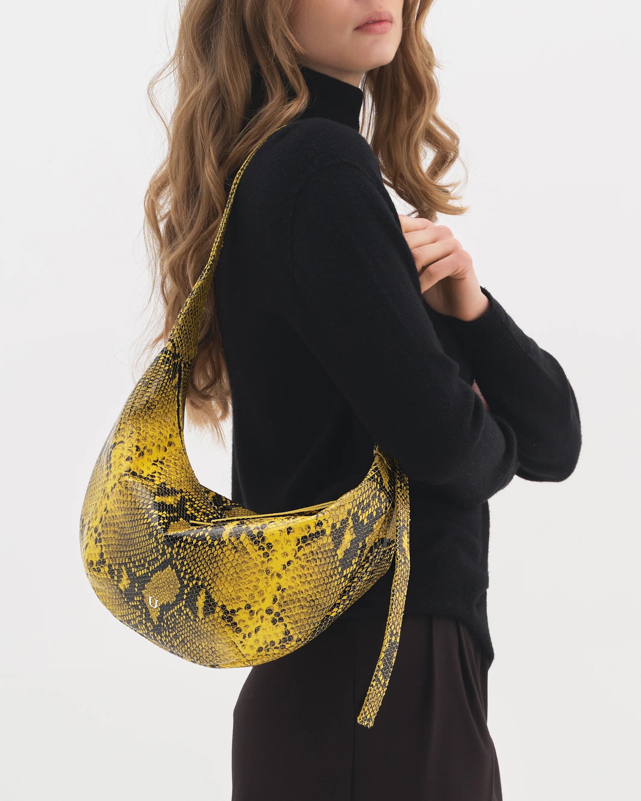 Kabelka HOBO DROP MINI PYTHON YELLOW (NUKOT)