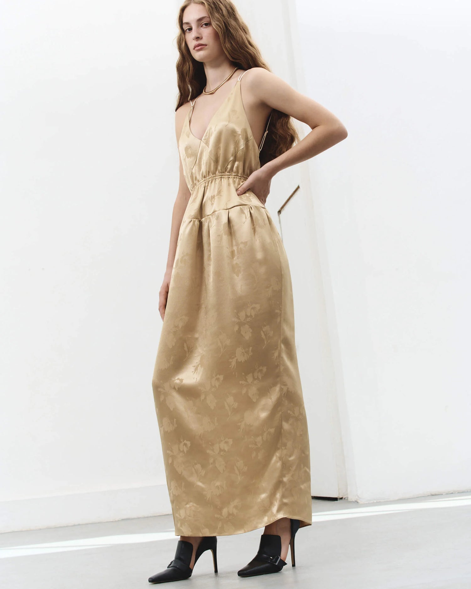 Béžové květinové šaty (K.KVIT) , PSS260011