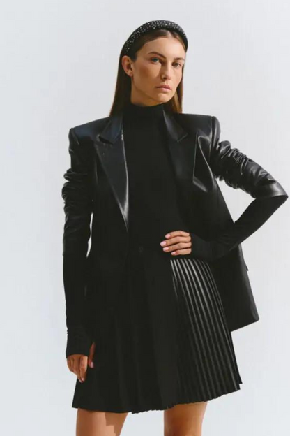Pleated skirt, Black (Vivons) V0015 