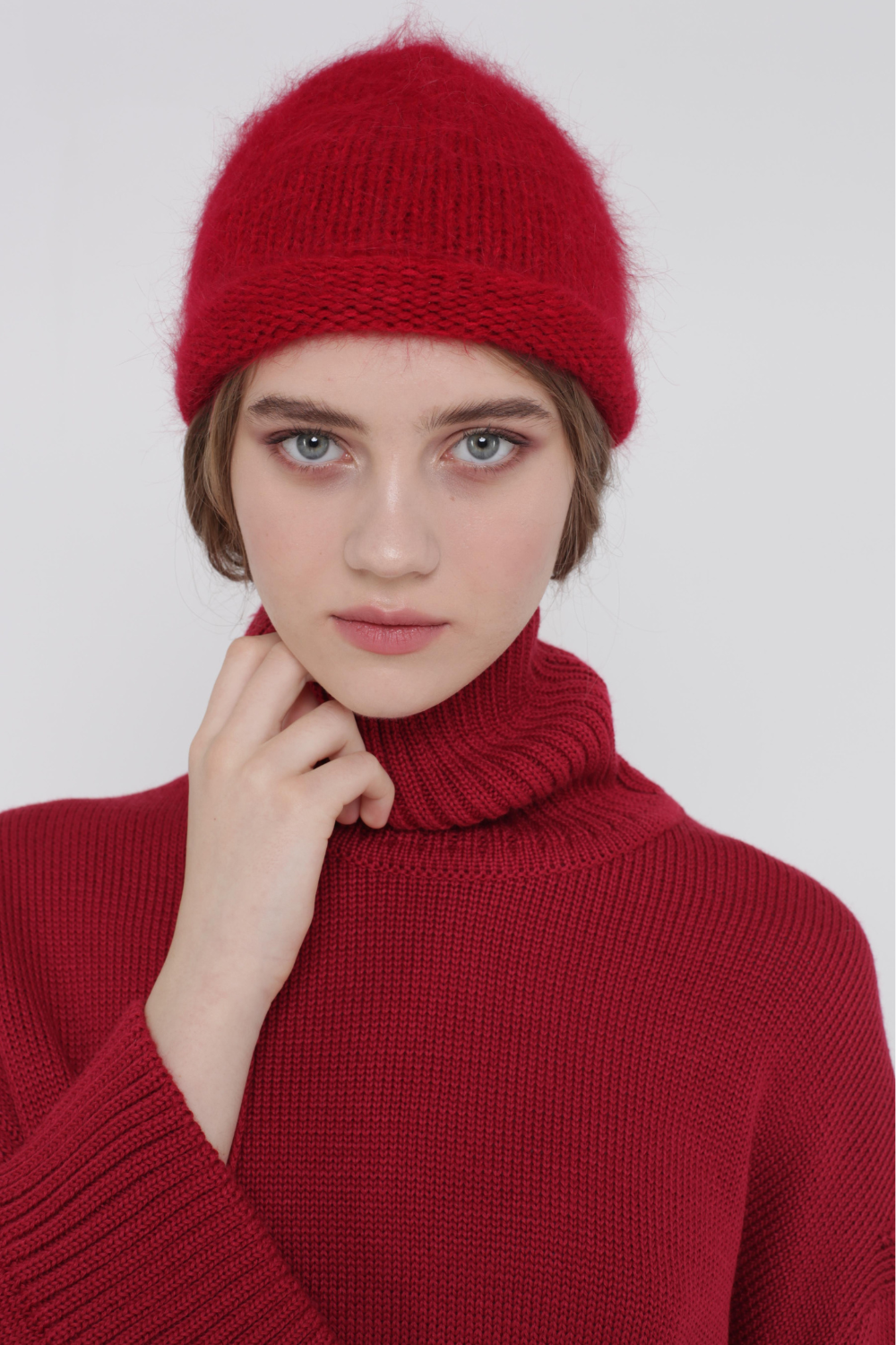 Baret z angory, třešňová (Miss Secret) Hat-002-red