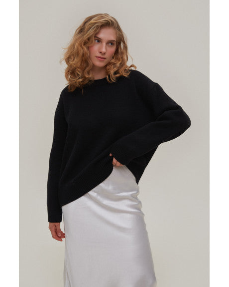 Warm knitted sweater BAZA black (Adamskaya) 9090