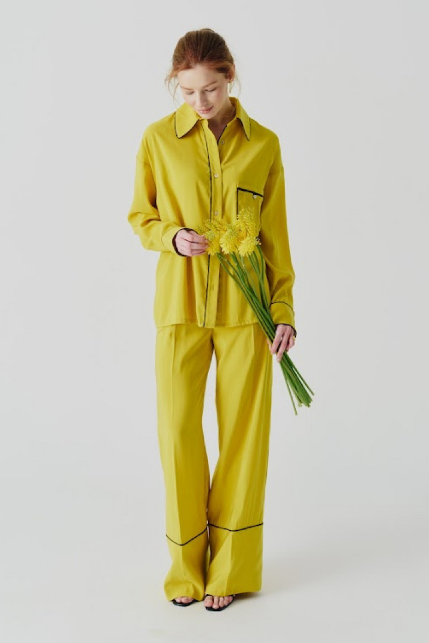 Yellow suit (pants + shirt) (AMBITNA)