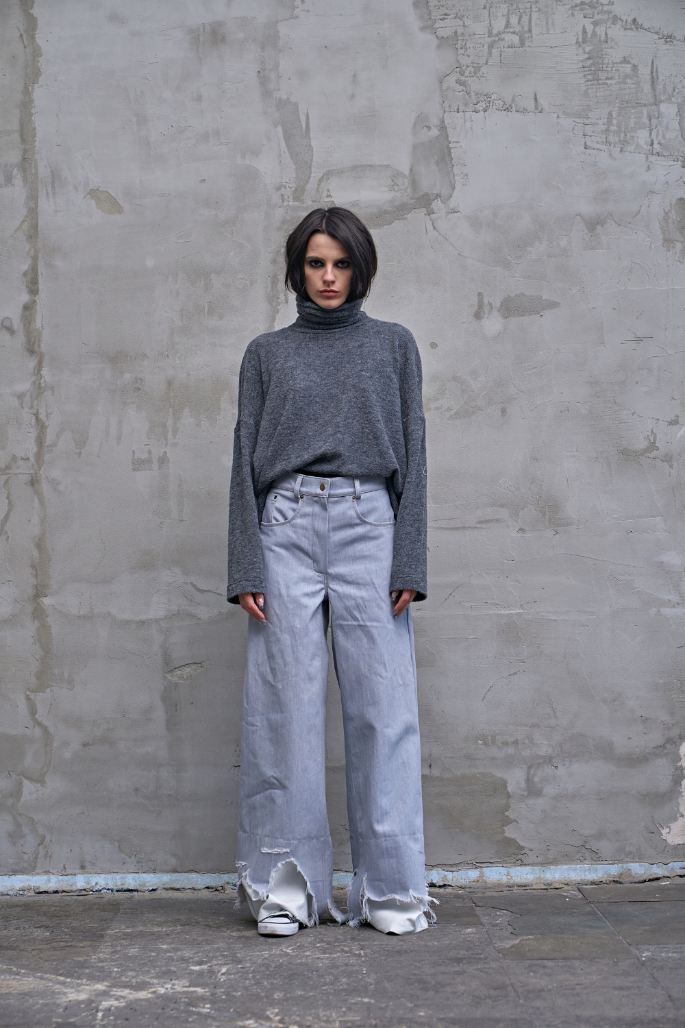 Jeans with uneven hem (SELERA) SLR_FW23_12