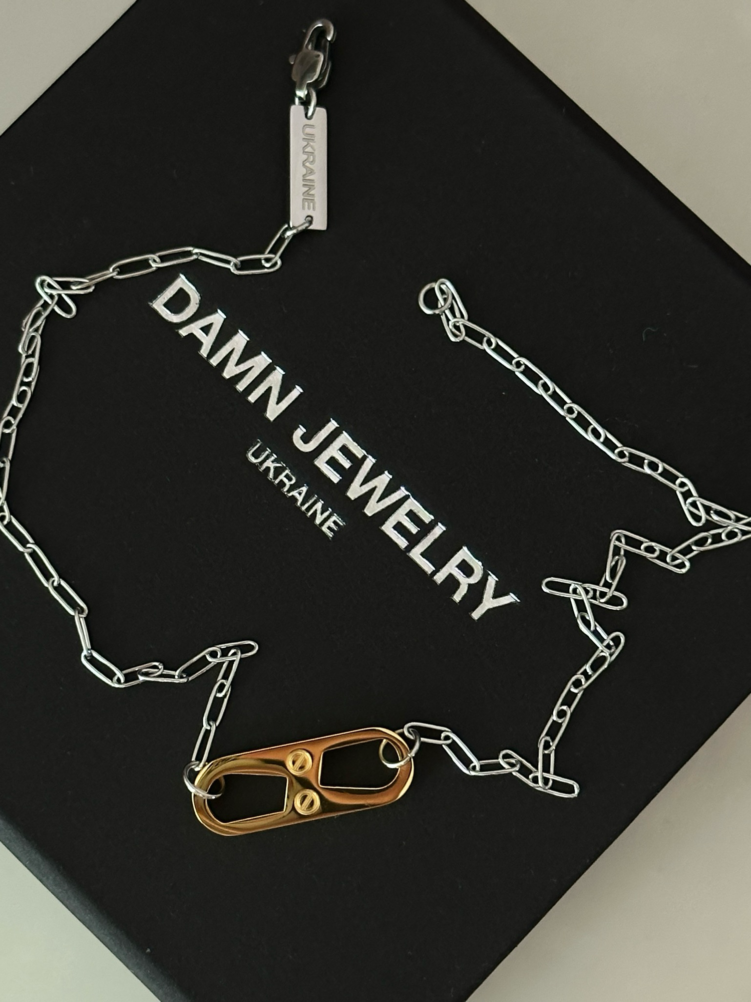 Přívěsek EDNIST (DAMN Jewelry) , p64