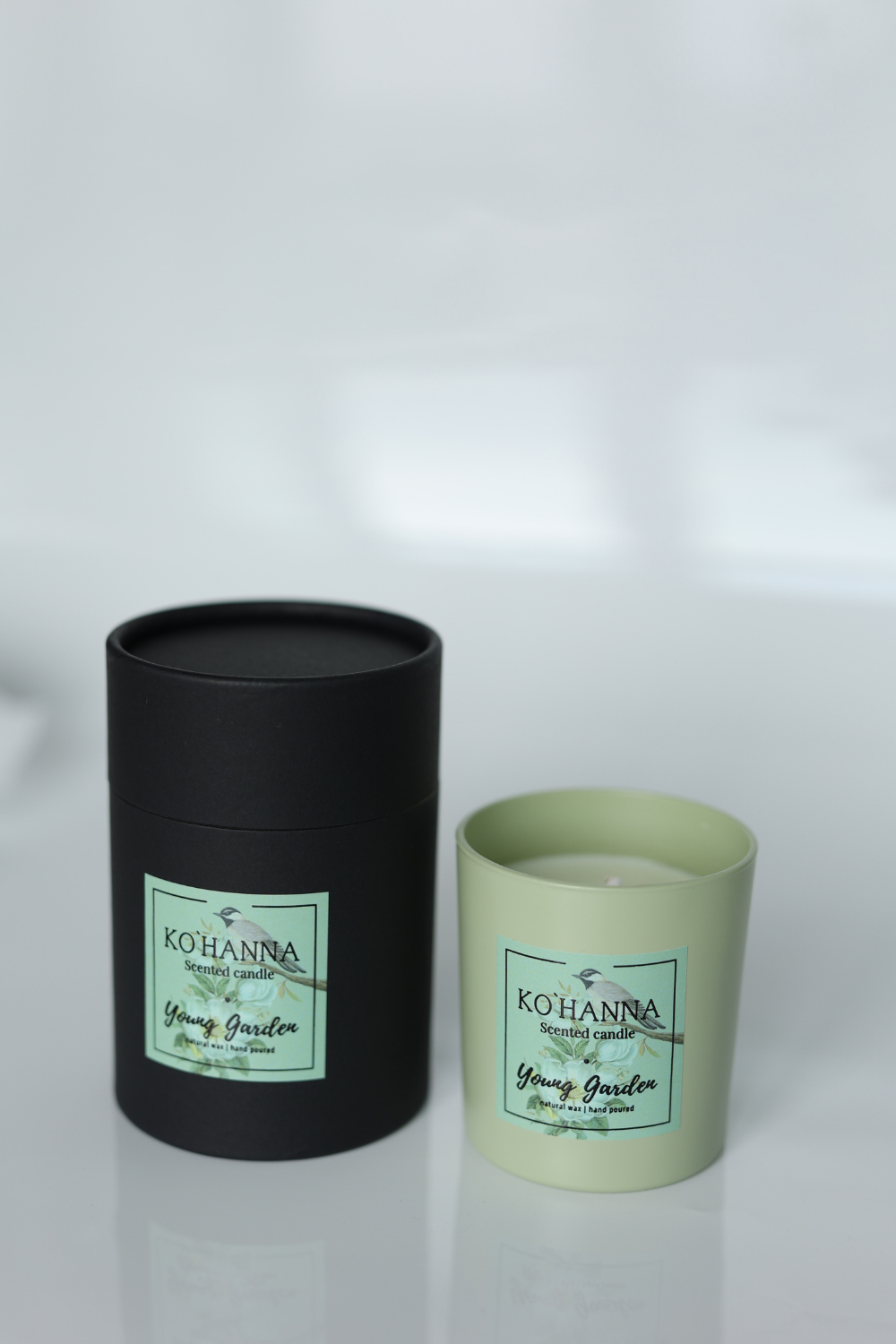 Handmade scented candle, green frosted glass, "Young Garden" 250 ml (KO&
