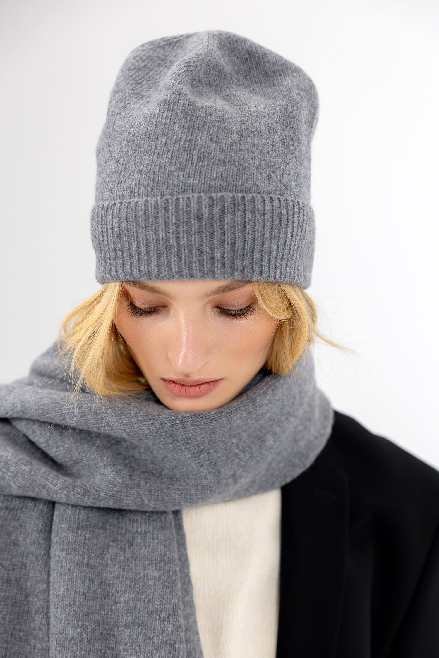 Hat and scarf set, gray, 190x72 cm, (LadyDi), LD0054