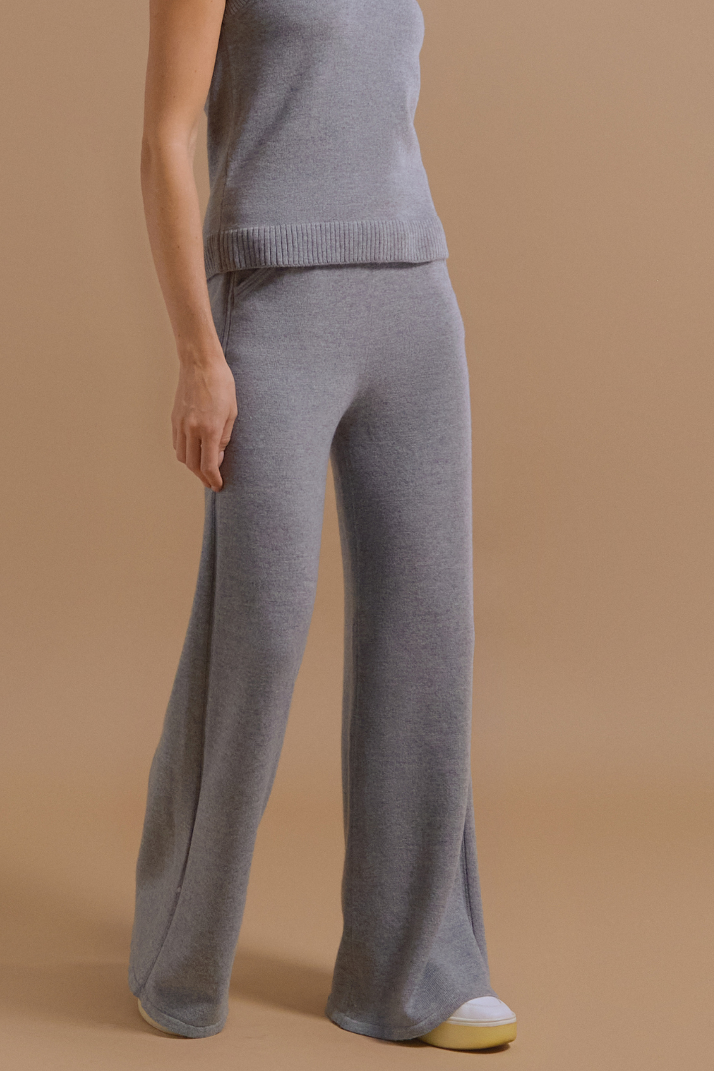 Cashmere pants, gray color (THE LAW OF LOVE) K-010