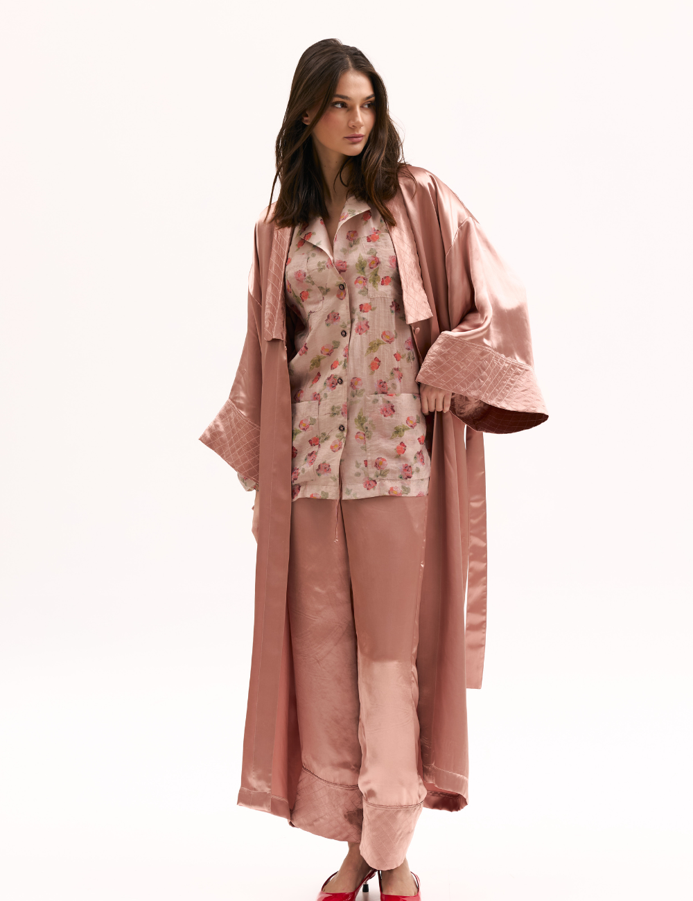 Růžové saténové kimono (XM by Malinovska)