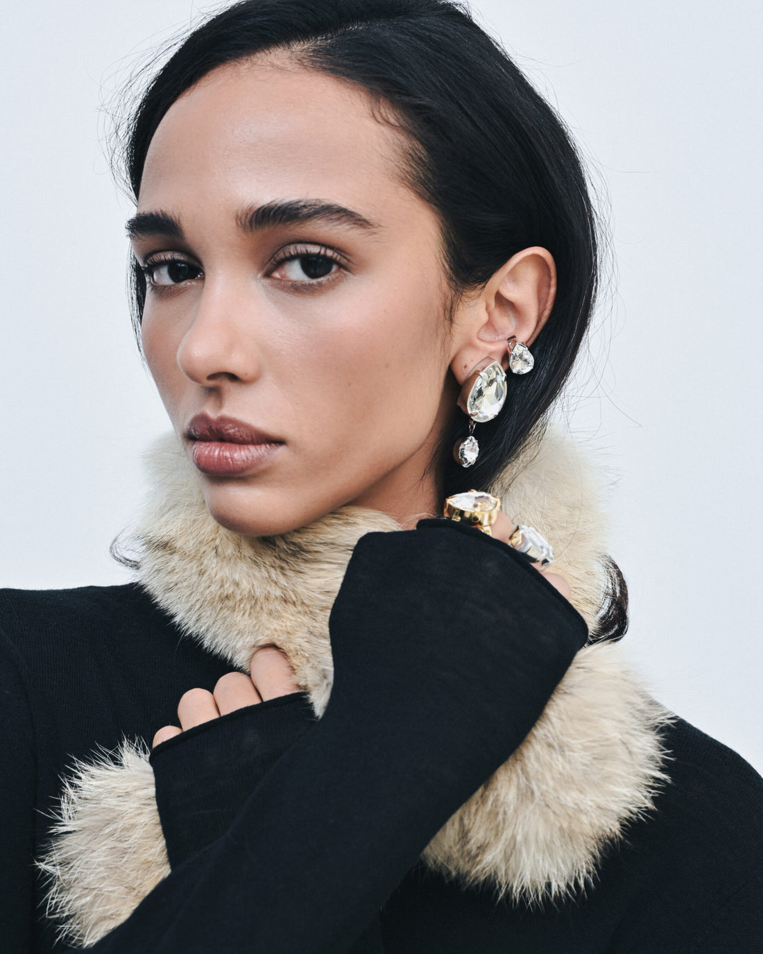 Náušnice klipsové "RADIANCE" stříbrné, (Grains de Verre) EWLC1