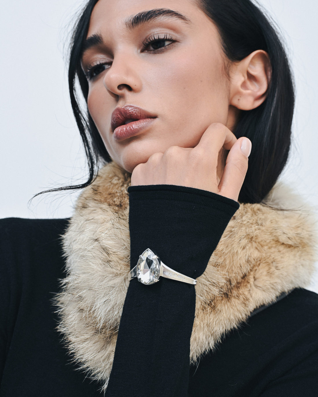 Náramek „RADIANCE“ stříbrný, (Grains de Verre) BWL1