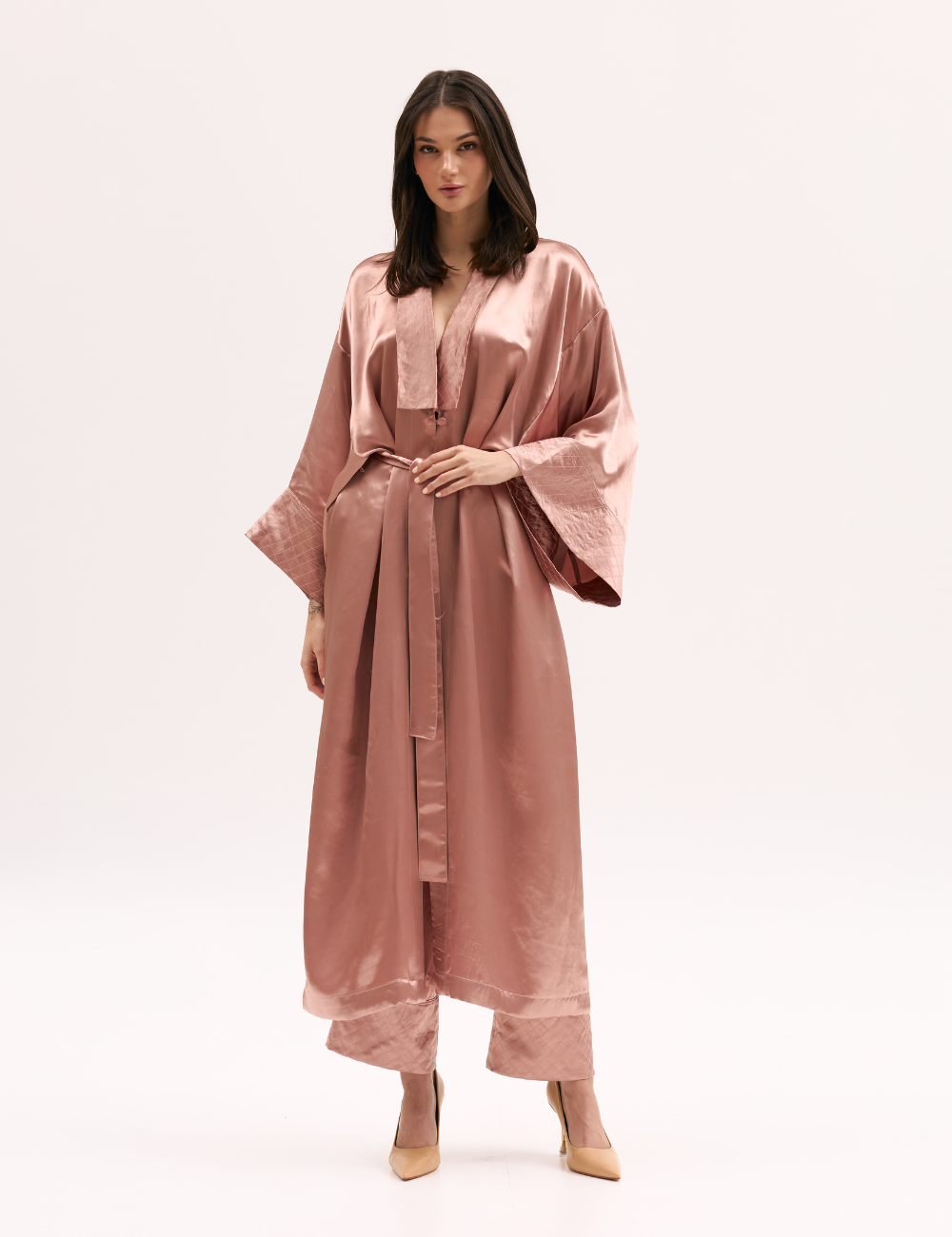 Růžové saténové kimono (XM by Malinovska)