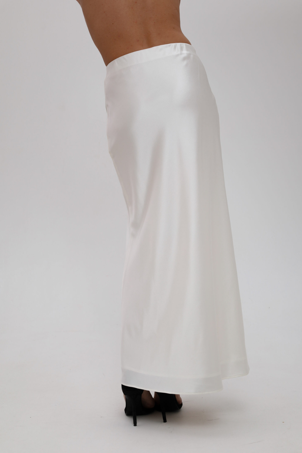 Slanted skirt, white, (Nazarelli), NF-00000027