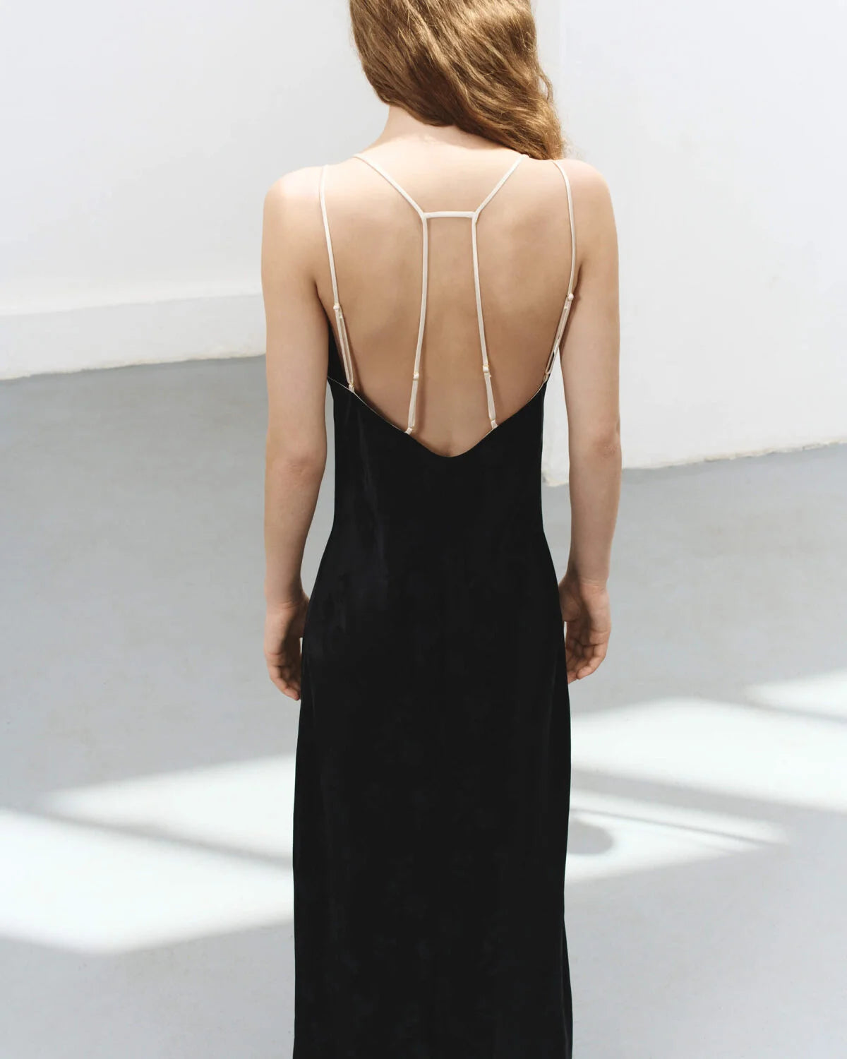 Černé květinové šaty (K.KVIT) , PSS260010