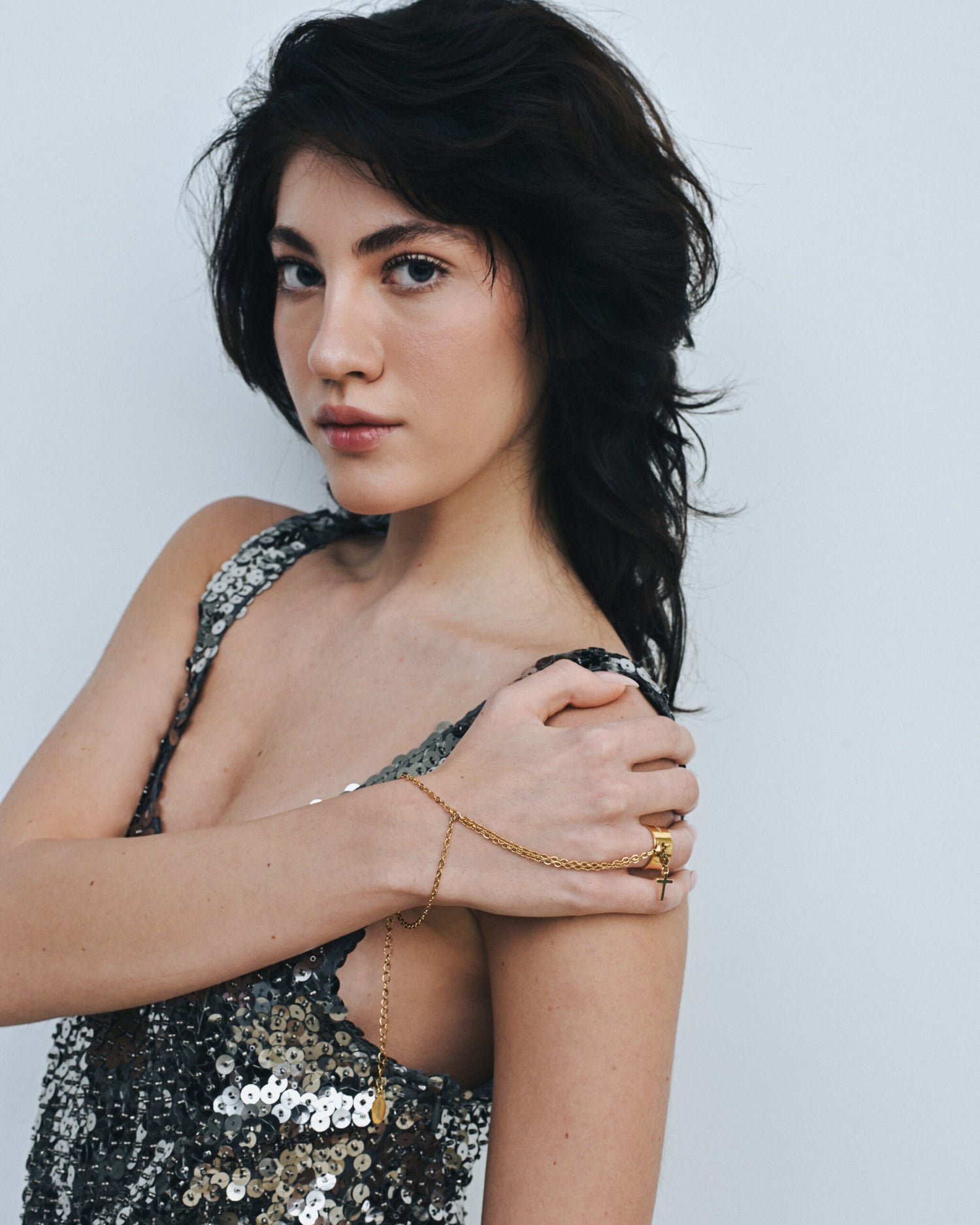 Prsten s řetízkem a přívěskem kříže zlatý (GrainsDeVerre) RCC2