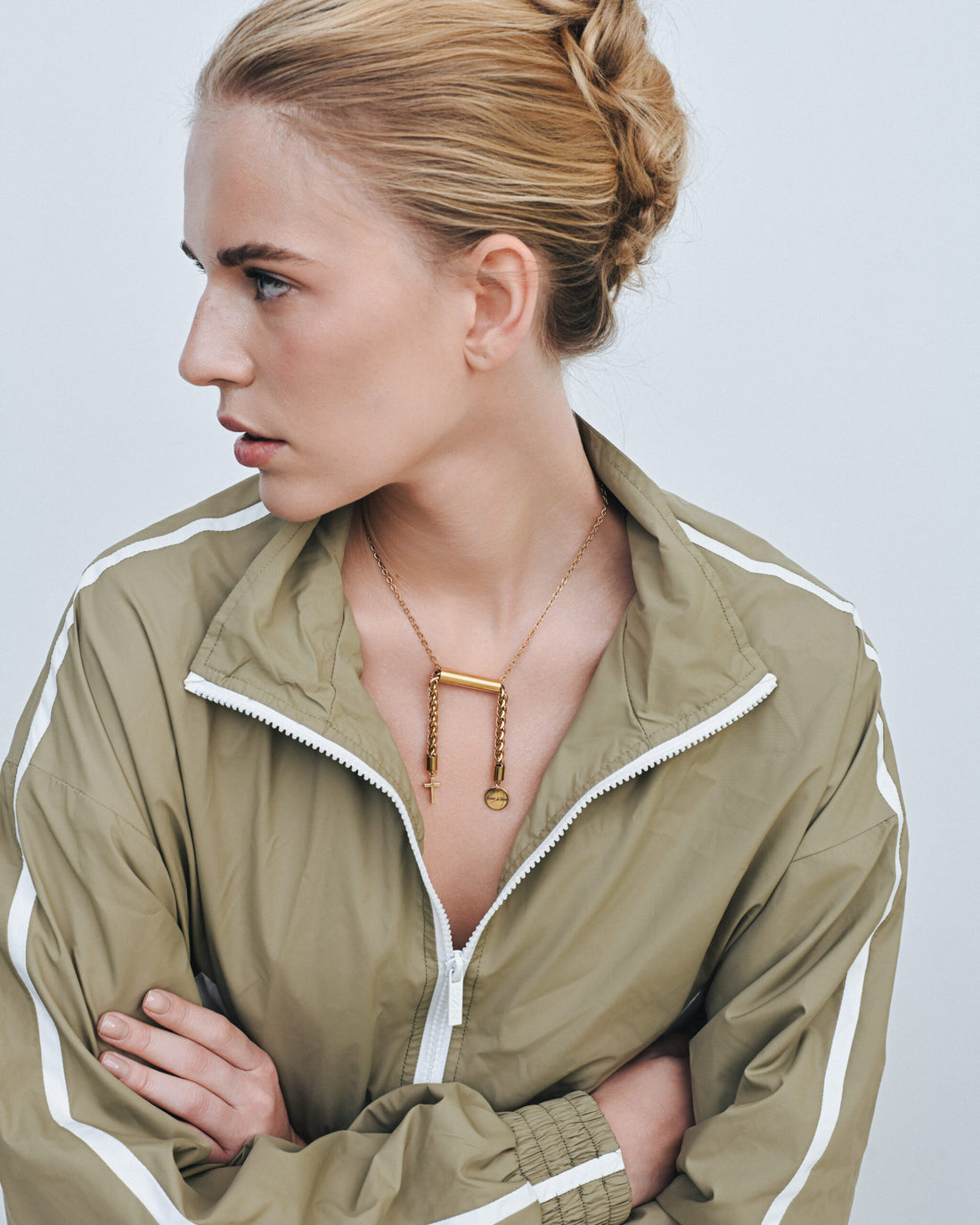 "Libra" necklace with cross, gold, (Grains de Verre) NLib2