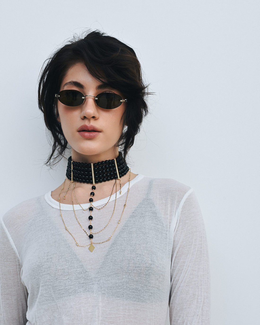 NECKLACE "INNOCENT CLASSIC" BLACK WITH GOLD (Grains de Verre), CHAGC2