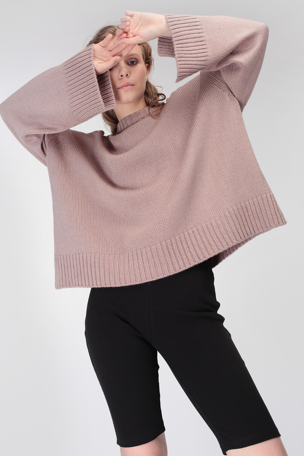 Objemový pulovr z vlny bez hrdla (Miss Secret) PU-015
