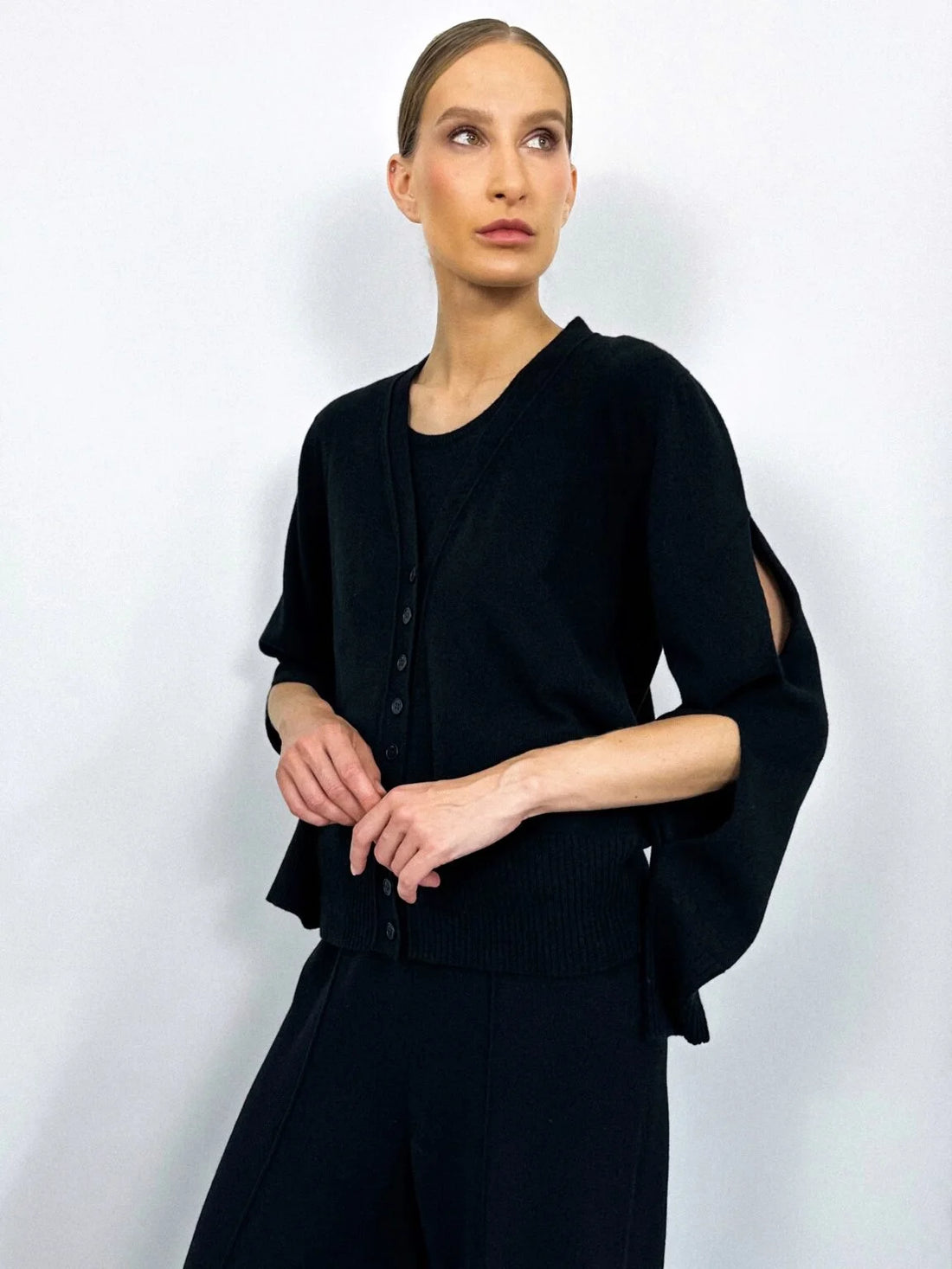 Black cardigan, (KaterinaKvit) GAW252602