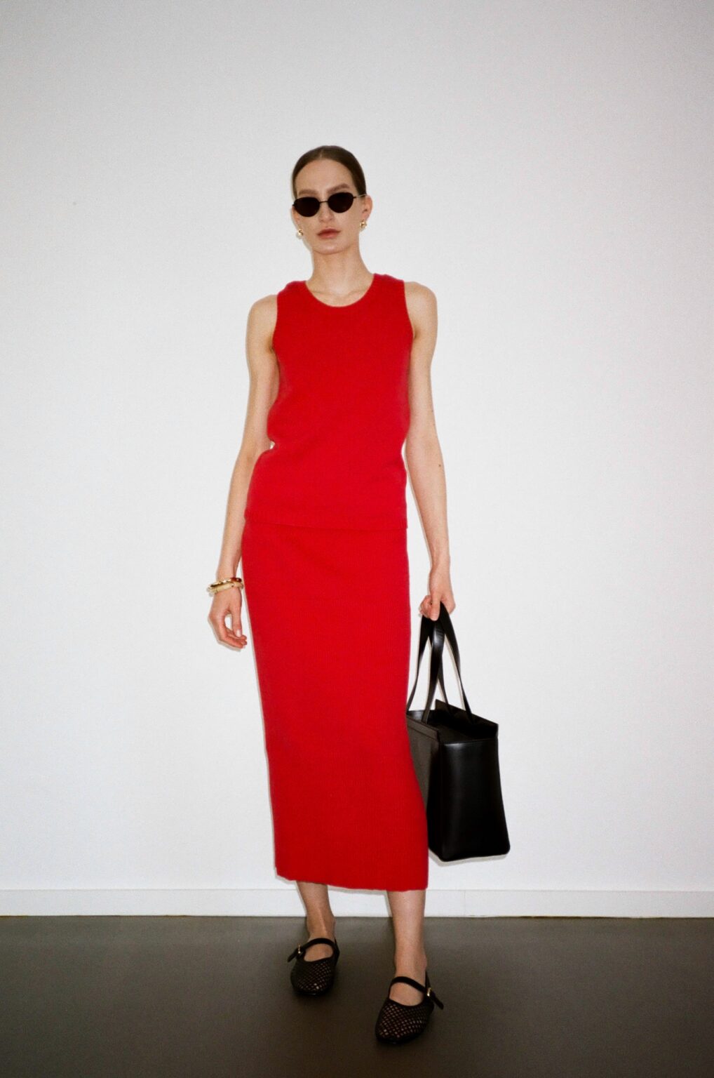 Red tank top, (KaterinaKvit) TSS250010